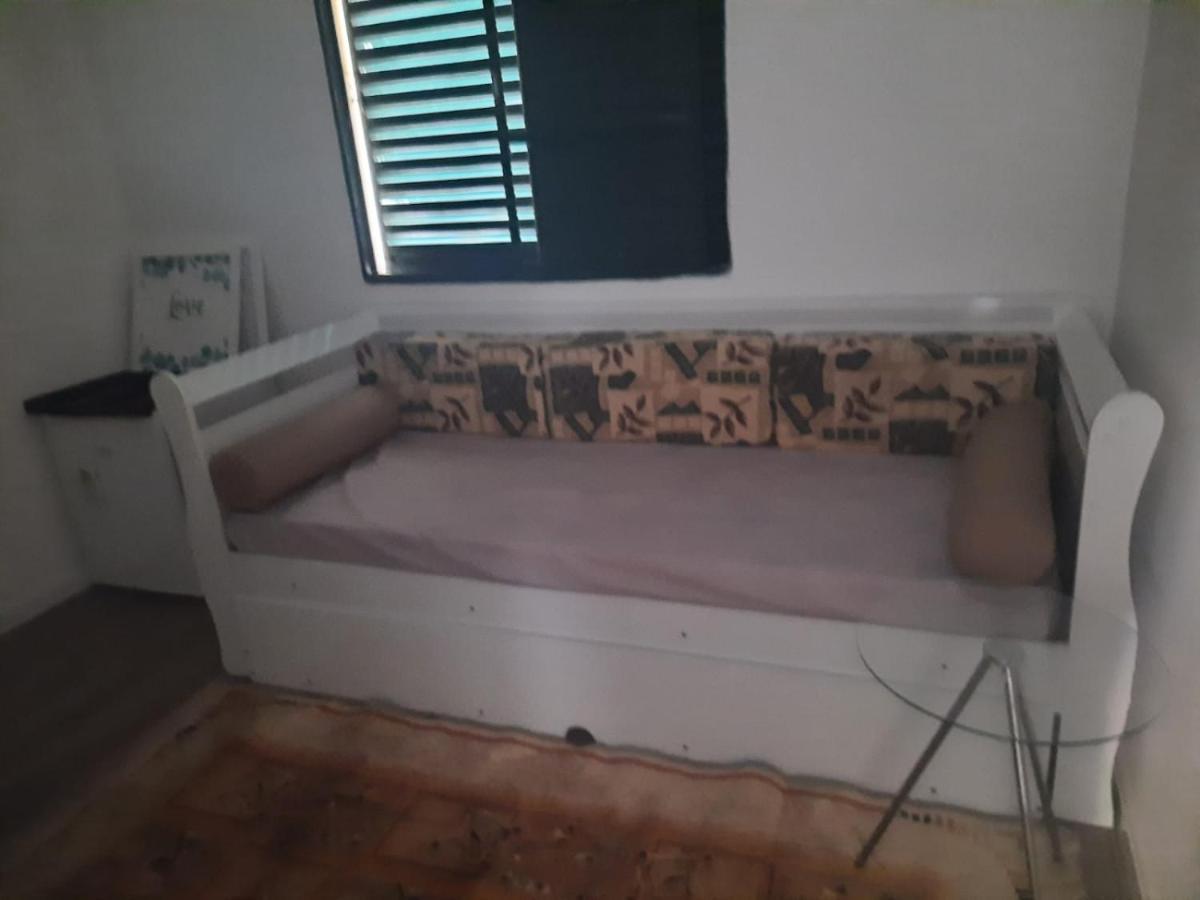 Casa de férias Charmosa Casa Em Condominio Com Quintal